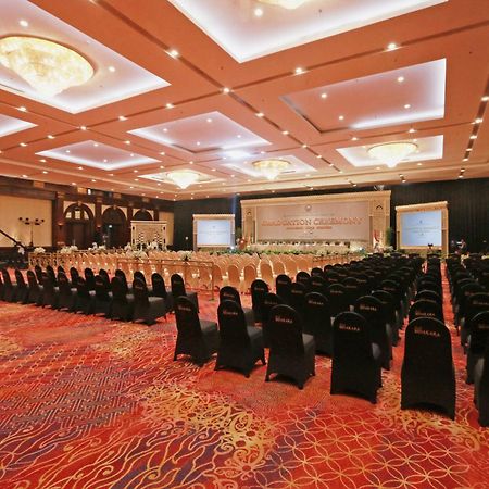 Hotel Bidakara Jakarta Kültér fotó