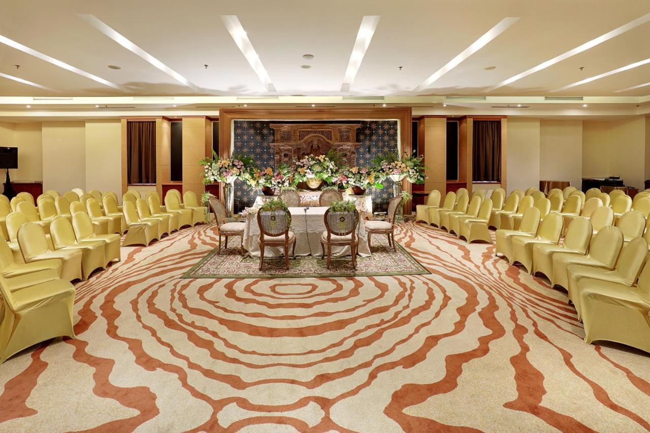 Hotel Bidakara Jakarta Kültér fotó