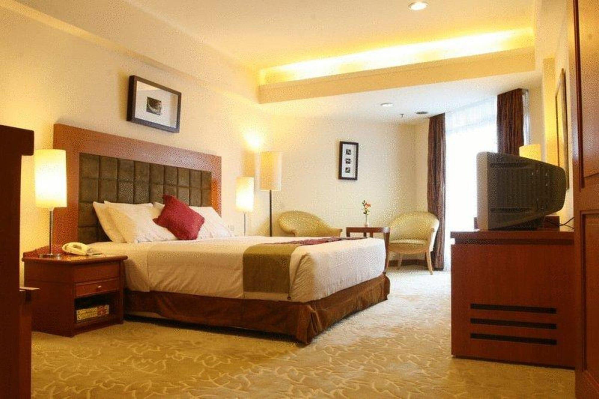 Hotel Bidakara Jakarta Kültér fotó