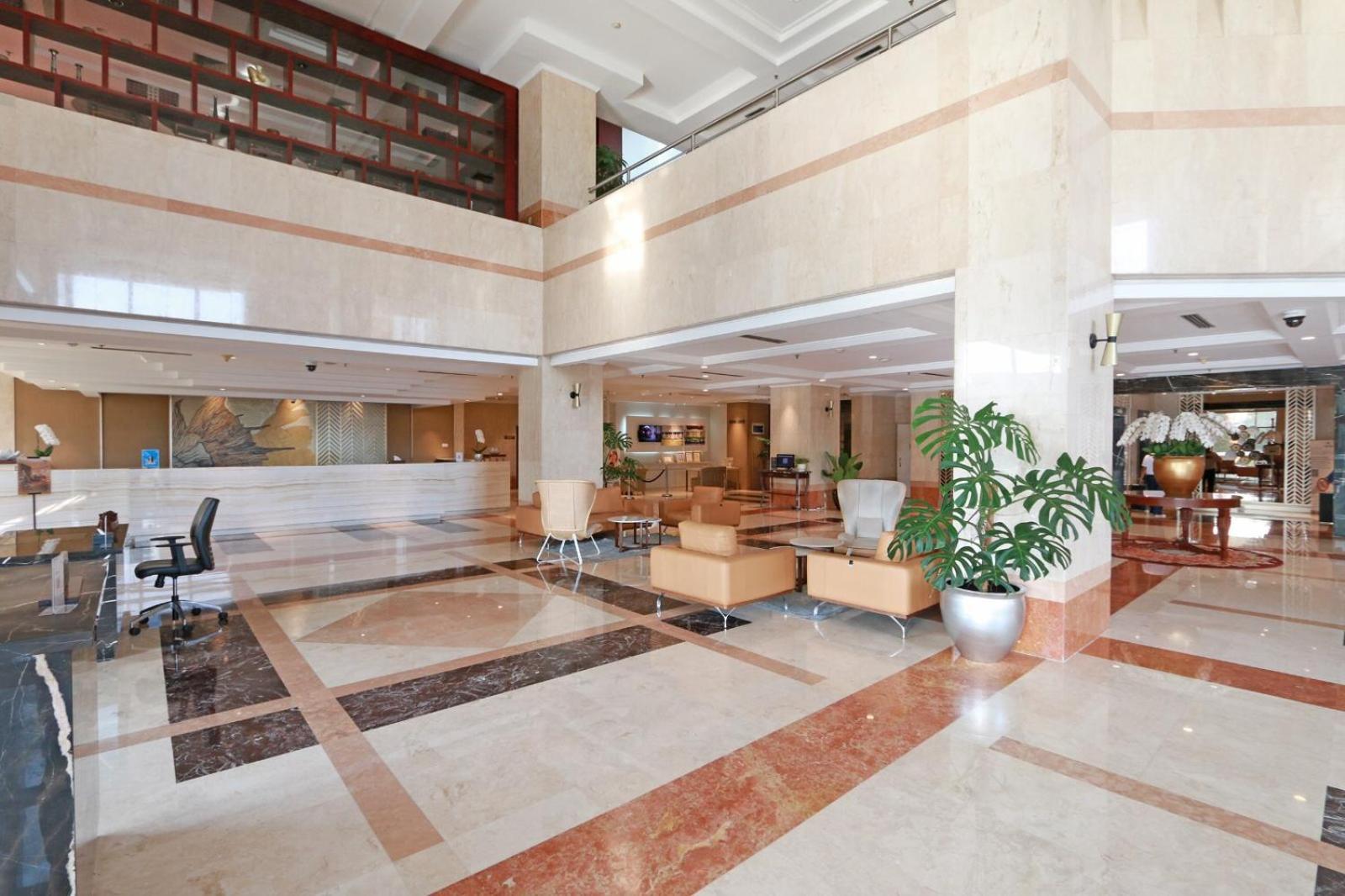 Hotel Bidakara Jakarta Kültér fotó