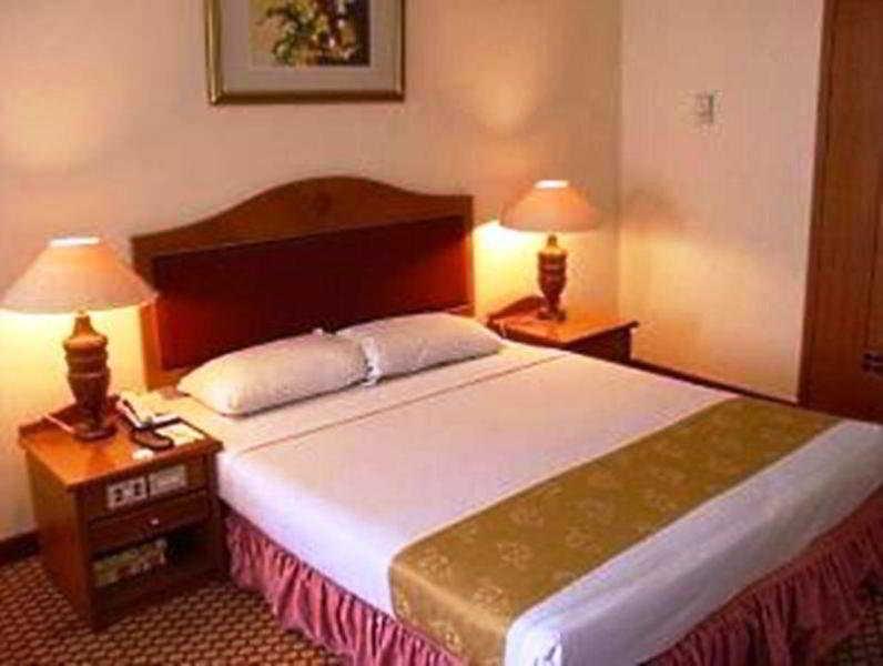 Hotel Bidakara Jakarta Kültér fotó