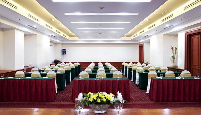Hotel Bidakara Jakarta Kültér fotó
